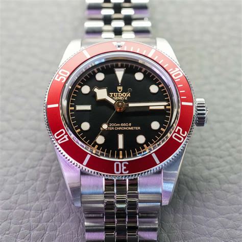 tudor burgundy black bay